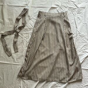 Ann Taylor White and Brown Wrap Midi Skirt